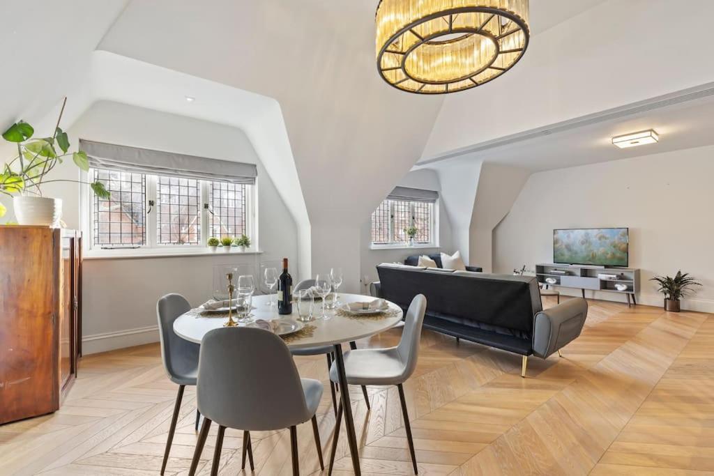 Luxury 3 Bed Flat In Kensington Apartment London Bagian luar foto