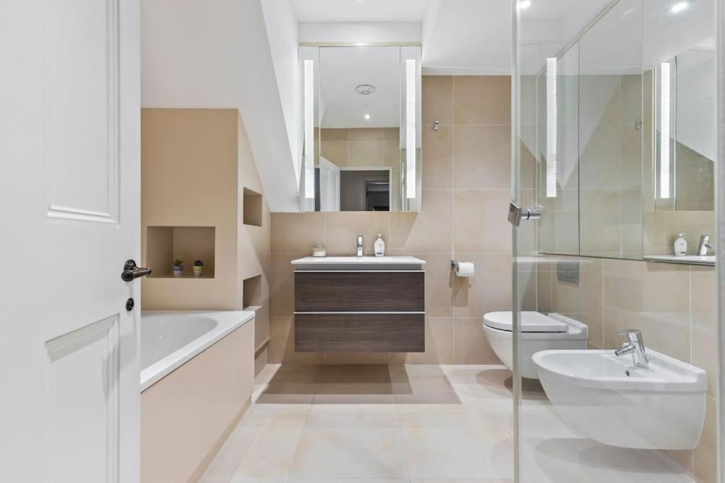 Luxury 3 Bed Flat In Kensington Apartment London Bagian luar foto